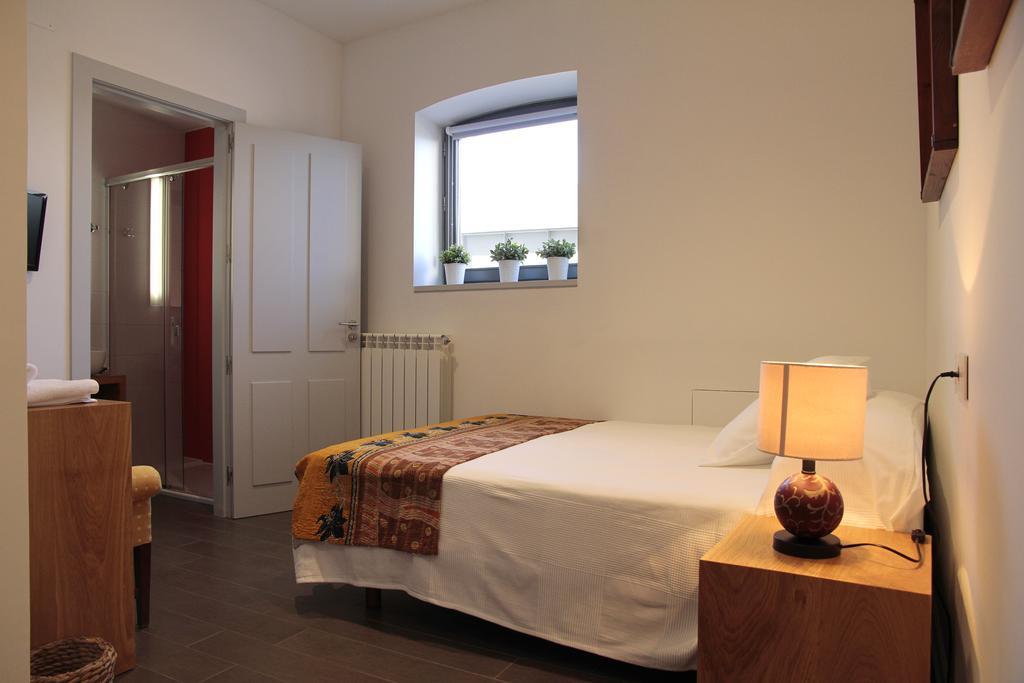 Emebed Posada Castrojeriz Room photo